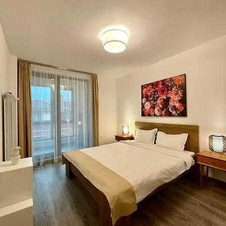 Plovdiv: 1-bedroom With Free Parking *